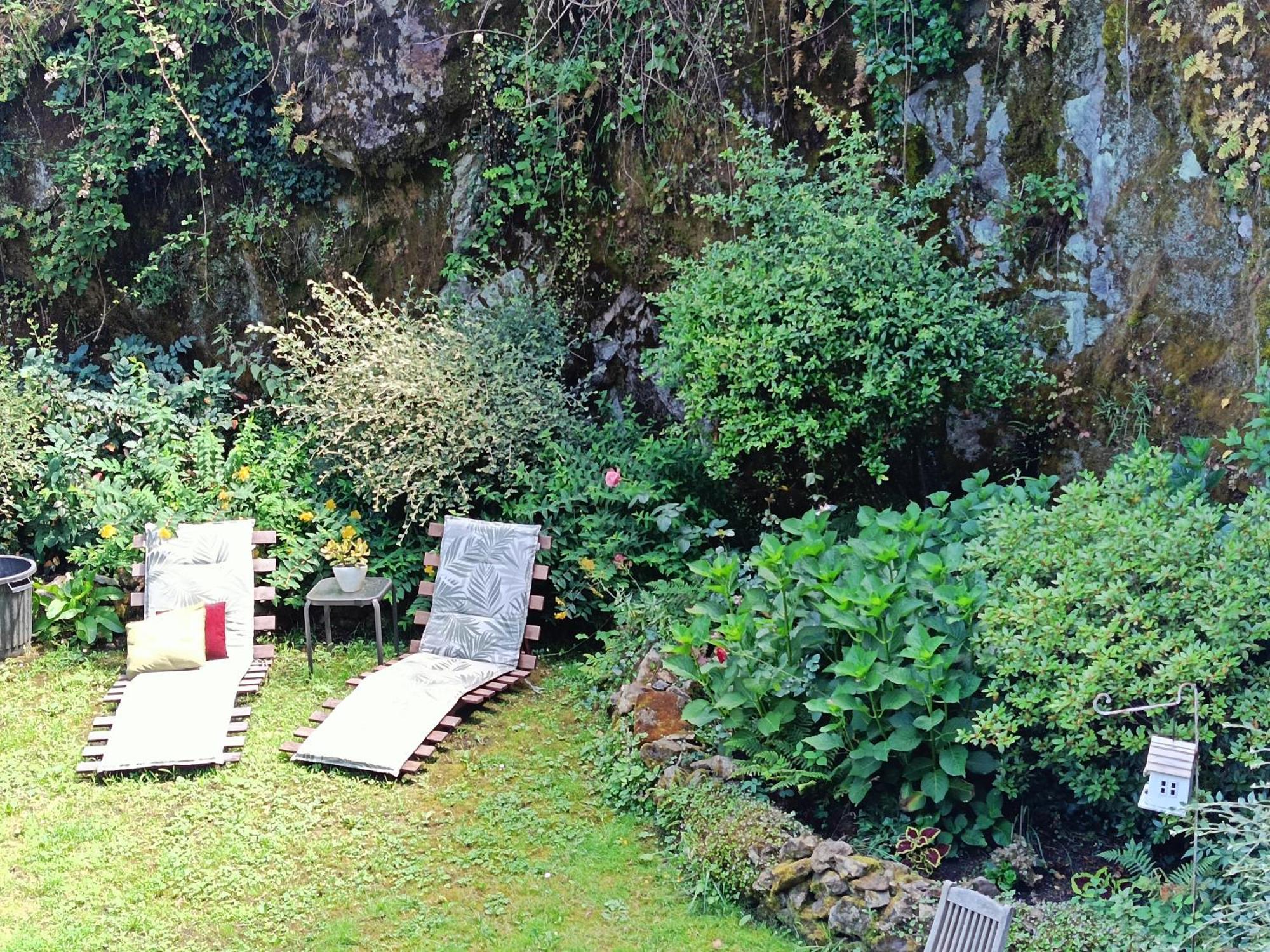 Les Chambres Des Artistes Laguépie Exterior foto